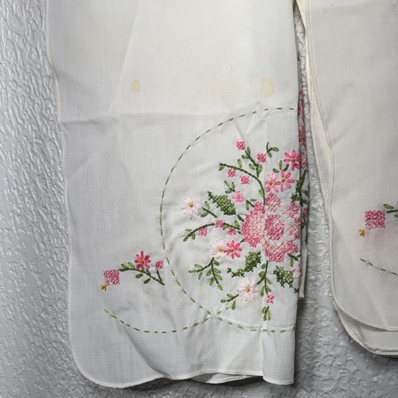 Floral Hand-Embroidered Table Runners - Picture 4 of 5